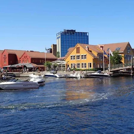 Moblert I Det Fineste Stedet I Byen Kristiansand