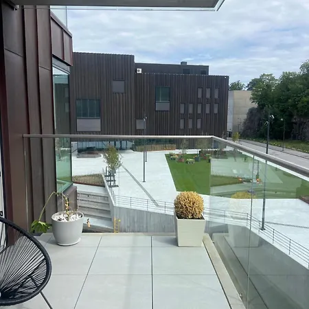 Moblert I Det Fineste Stedet I Byen * Kristiansand