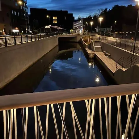 Moblert I Det Fineste Stedet I Byen Feriehus